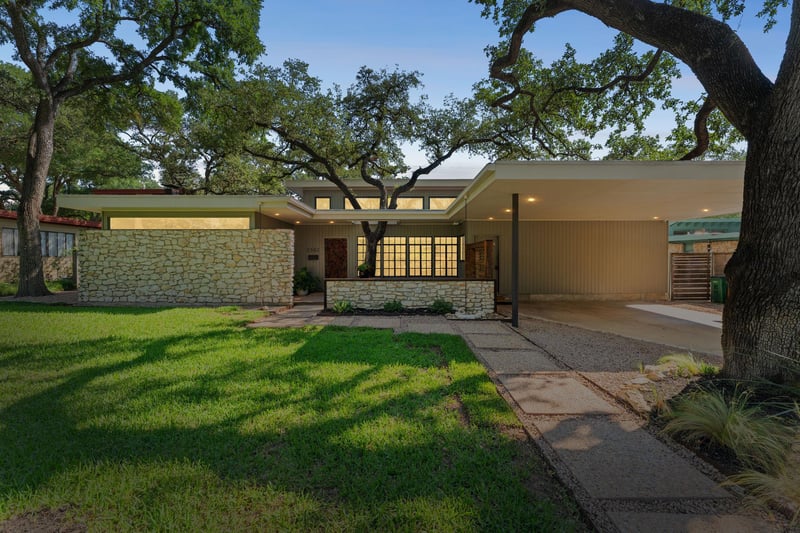 Virtual tour of 2302 Rundell PL