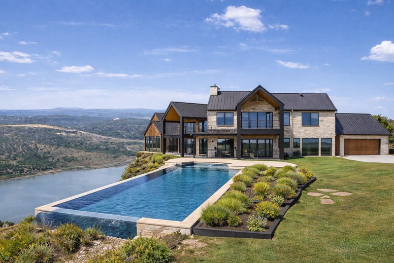 Virtual tour of Lot 108 Oryx CV