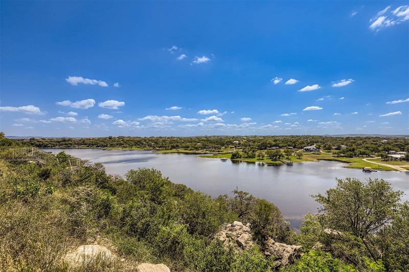 Virtual tour of Lot 5 Pedernales Point Dr