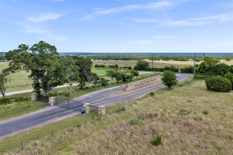Virtual tour of Lot 65 Three Creeks DR